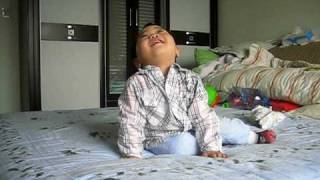 黃子華在上海傻笑990513.AVI