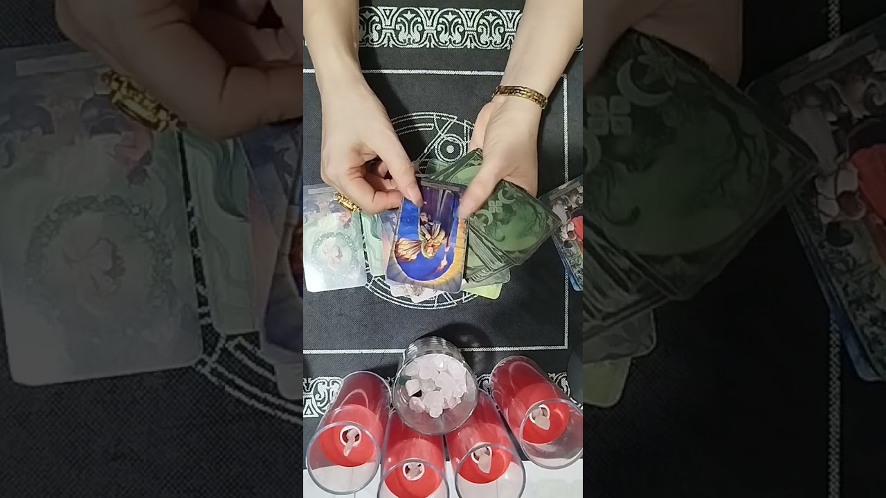 Tại sao bạn vẫn còn bị ám ảnh vì họ. Minh Phương tarot Zalo 097 659 8884. Em gái miền Tây. Cảm ơn  .