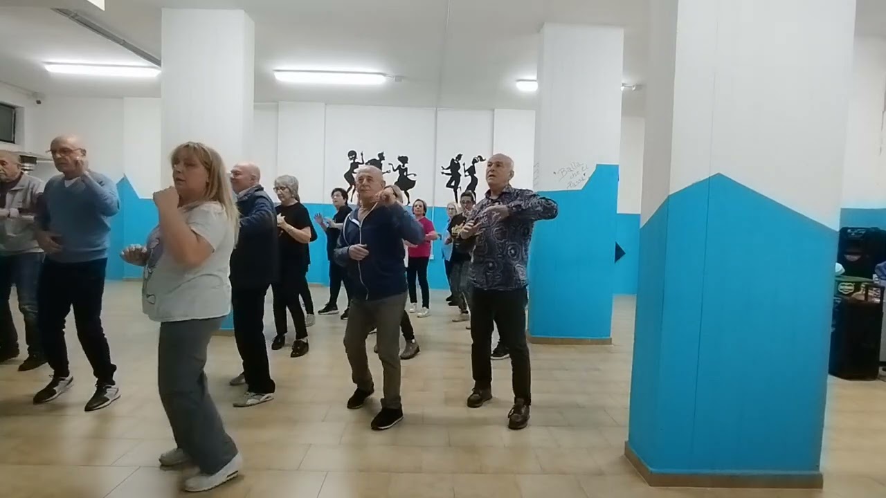 bachata 2025. Ballo di gruppo sociale