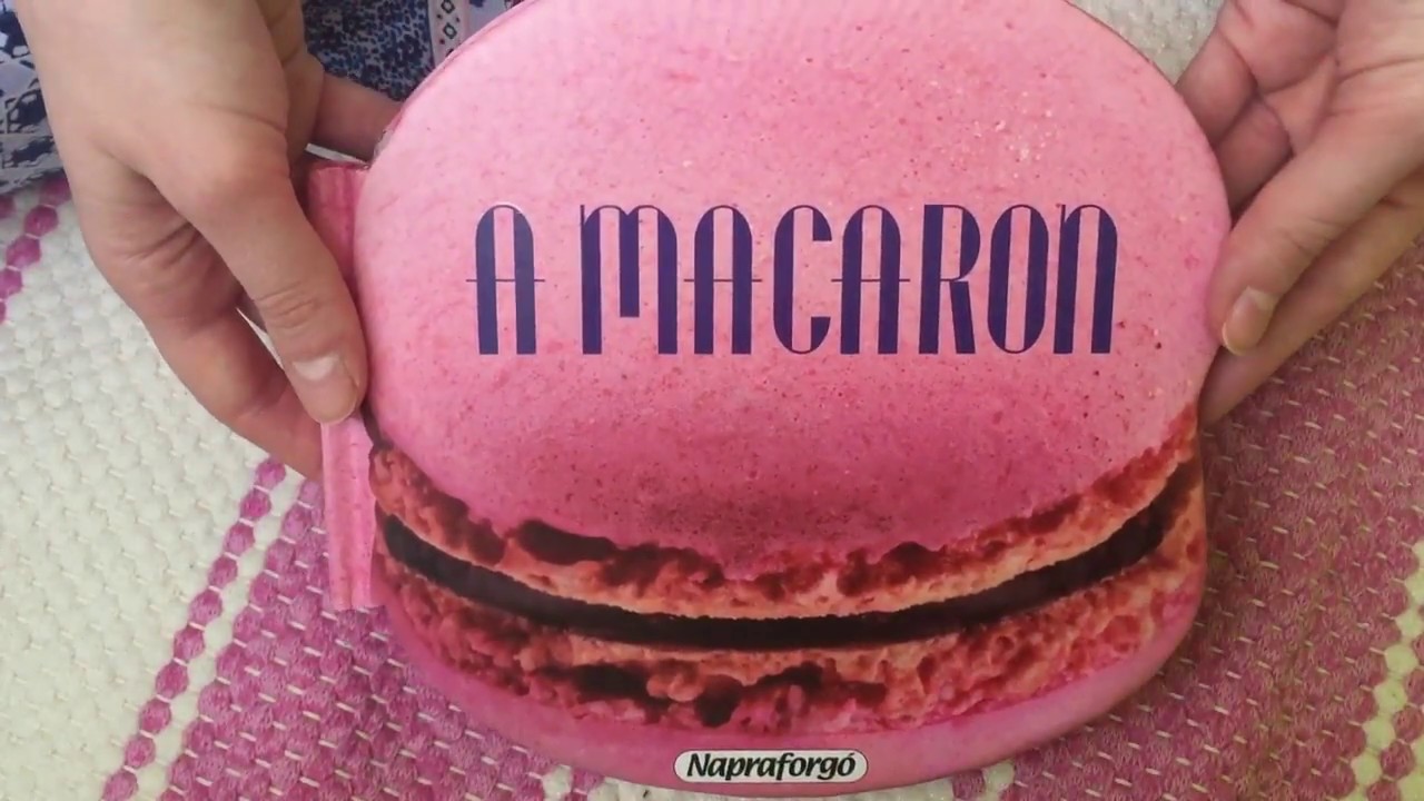 ASMR @ Macaronok mindenütt / Macarons everywhere (whispering and page flippign)