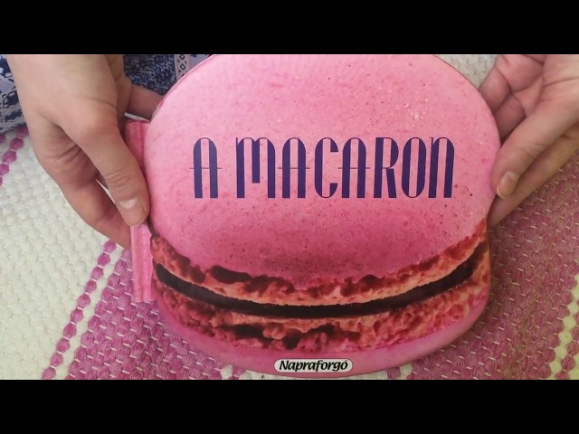 ASMR @ Macaronok mindenütt / Macarons everywhere (whispering and page flippign)