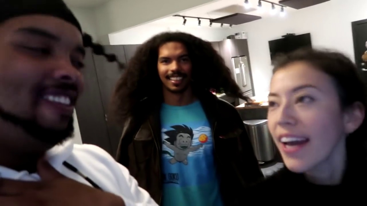 BROTHERS PLAY FEAR PONG (DURANGED VS BRAJORO) BEHIND THE SCENES