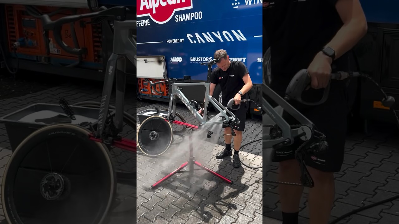 Can you wash your bike this quickly? 