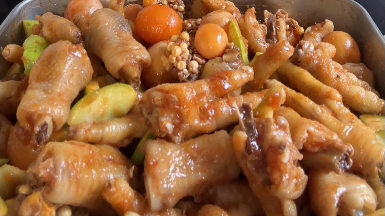 Chân gà sốt thái với trứng non lòng đào béo ngậy❤️😘