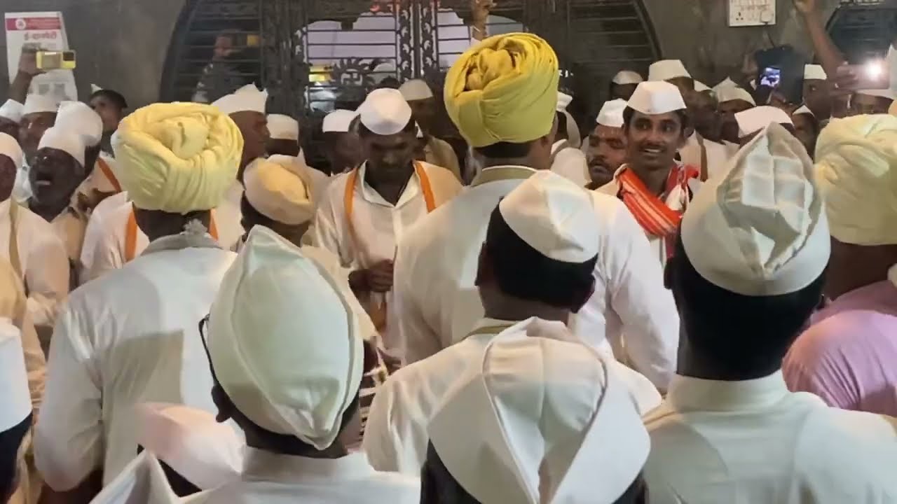 कार्तिकी वारी २०२३ । दिवस नववा । माऊली समाधी मंदिरातले भजन । पूर्ण केला पूर्ण केला । वासकर फड