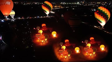 Quả cầu lửa khổng lồ đầy sắc màu trong đêm Hoa đăng I Lễ hội khinh khí cầu I Tổng hợp video thú vị