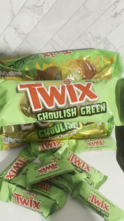 TWIX Ghoulish Green Halloween Candy Unboxing Review #twix #halloweentreats #candy #caramel #food