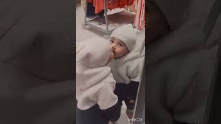 Hamiz Is Kissing In Mirror