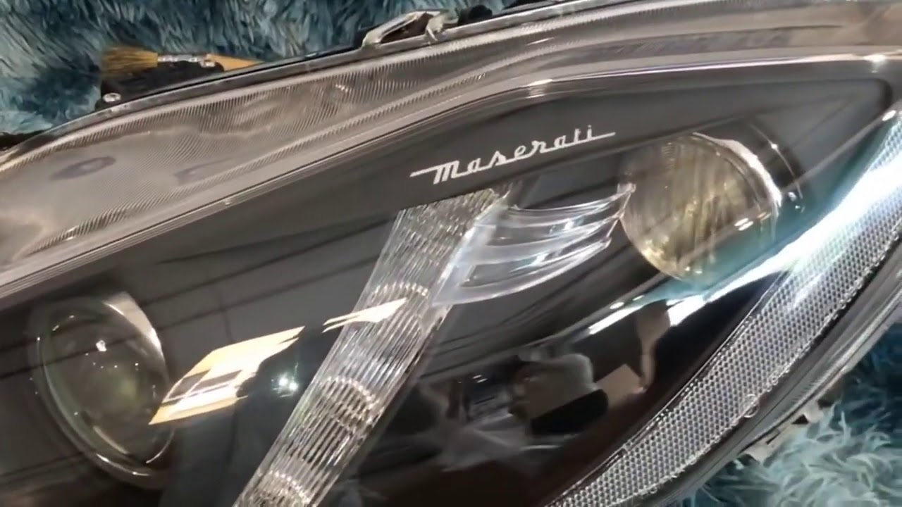 2020 Maserati GT headlight assembly