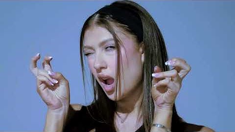 Leah Kate – Wink Wink (Official Visualizer)