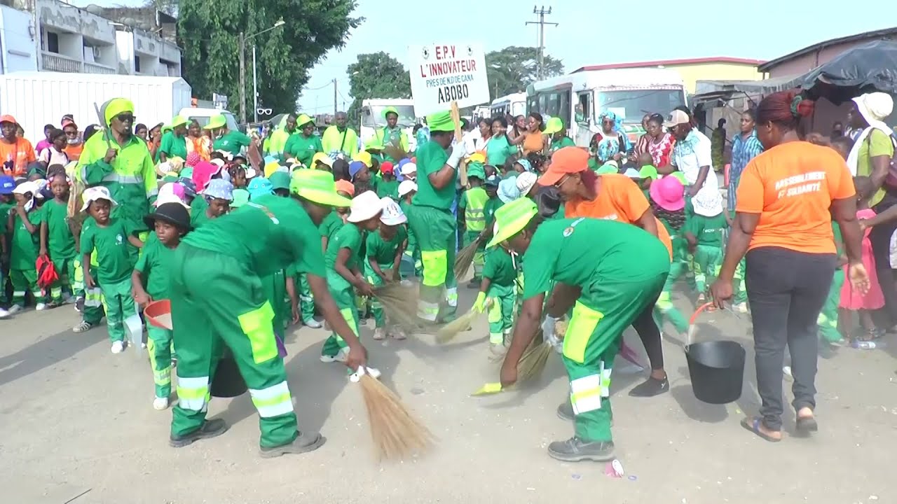 Mardi Gras en Côte d’Ivoire : quand les enfants célèbrent le vivre-ensemble à travers les métiers