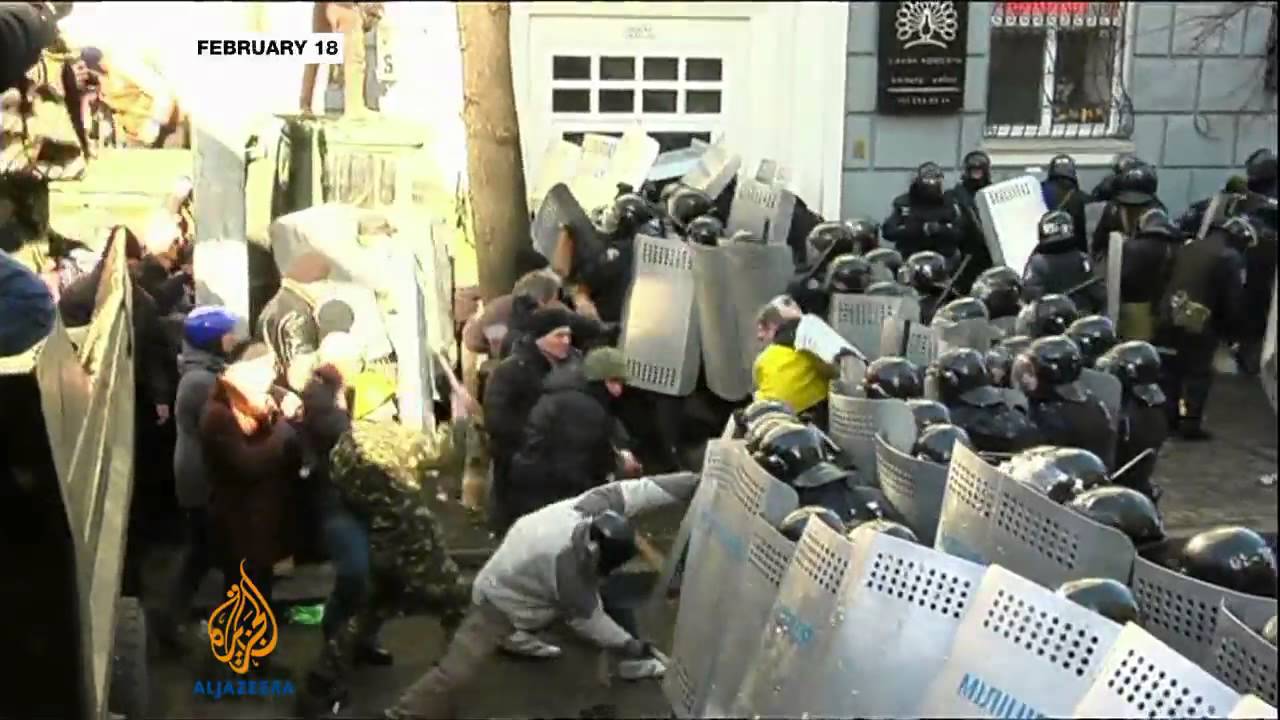 الجماعات المسلحة الأوكرانية ترفض وصفها بـ"المتطرفة".