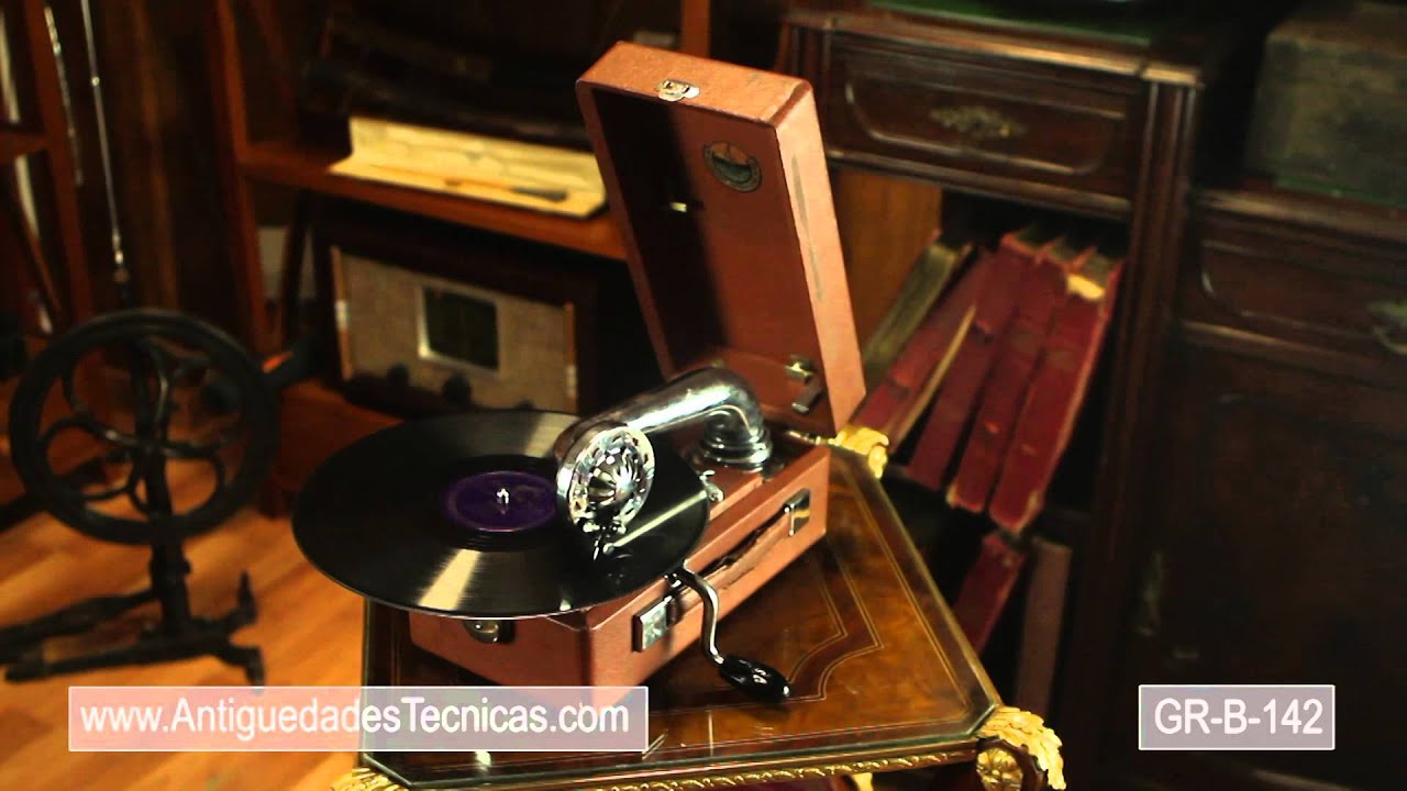 Soviet Suitcase Gramophone in Perfect Working Order. USSR, 1930s - YouTube