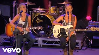 Sunny Cowgirls - Live Wires: Live In Concert