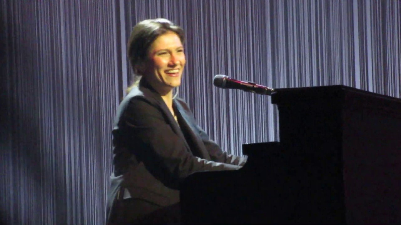 Elisa - Promettimi @ Diari Aperti Tour - Bologna 2/5/2019 - YouTube