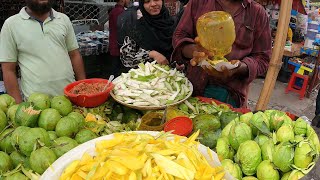 Bangladesh's Famous Masala Perfectly Tasty Pyara & Kacha Aam Vorta ! Street Food Dhaka