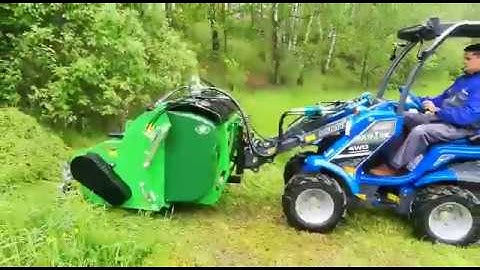 MultiOne 5.3K Mini loader with Peruzzo Collector Flail Mower