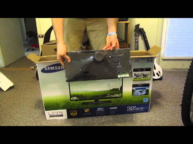 Samsung 32 5 Series Smart TV Unboxing and Setup 