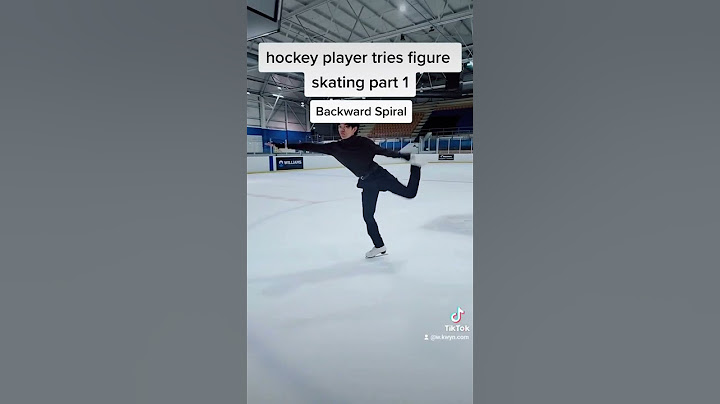 Ice hockey player tries figureskating