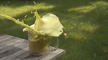 20 . Lighting , texturing and rendering a liquid splash scene in Cinema 4d and VrayForC4d