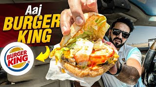 Burger King on Highway 😍  Aj Burger King Kha Liya Wapis Makkah Ate howay