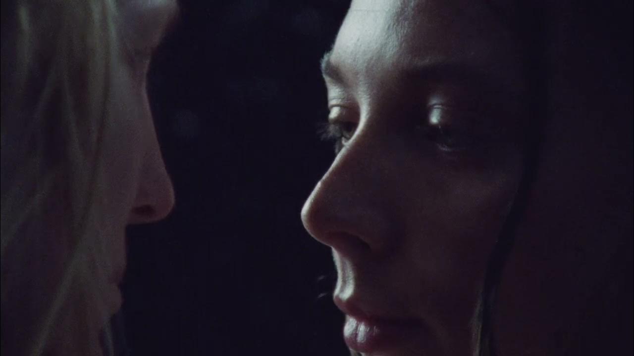 Christian Löffler - Ease (Official Video) Christian Löffler - Ease (Official Video)