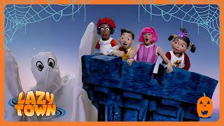 Vila Moleza - El castillo encantado | 🎃 Recopilación espeluznante 🎃 | WildBrain Para os Pequeninos
