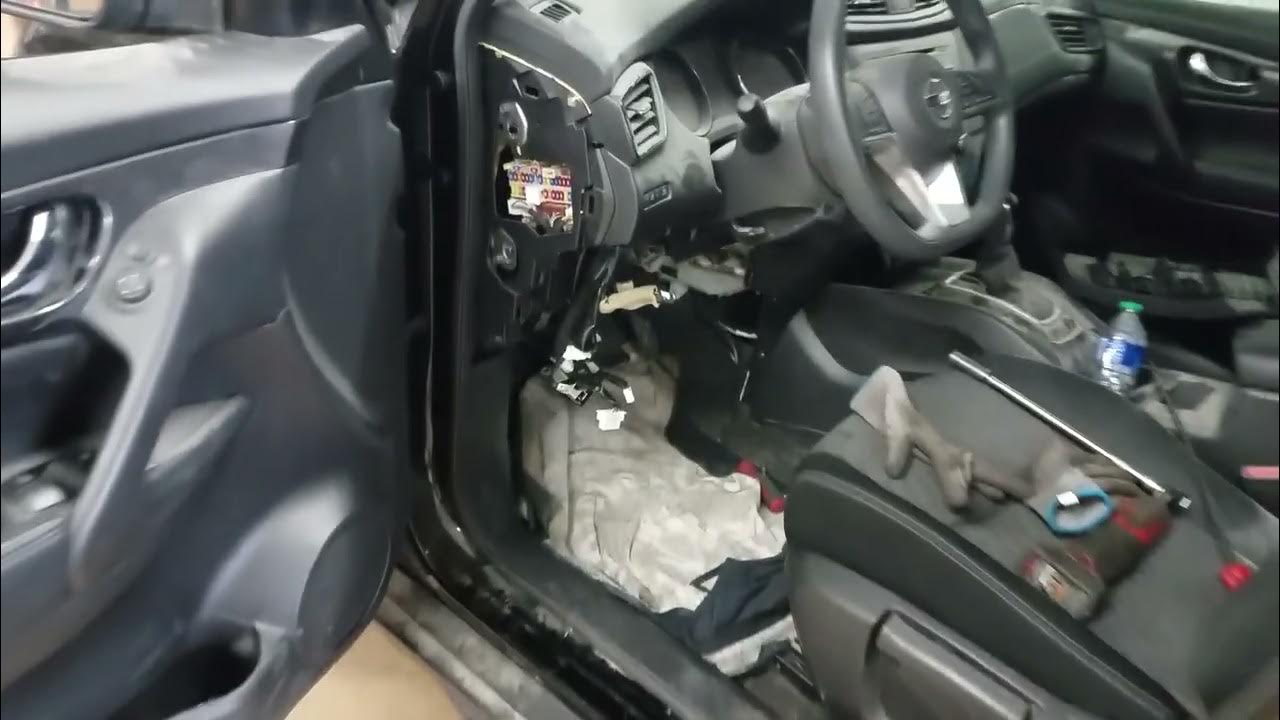 2017 nissan rogue blower motor on all the time - YouTube