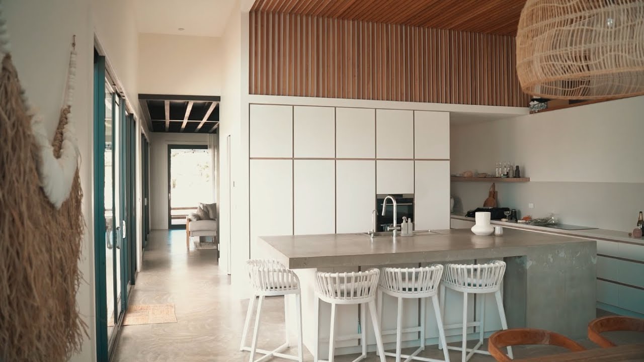 Introducing Leonardo, Mulgoa by Oak & Orange. - YouTube