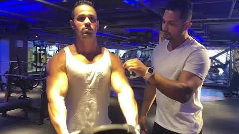 Elevação frontal com anilha