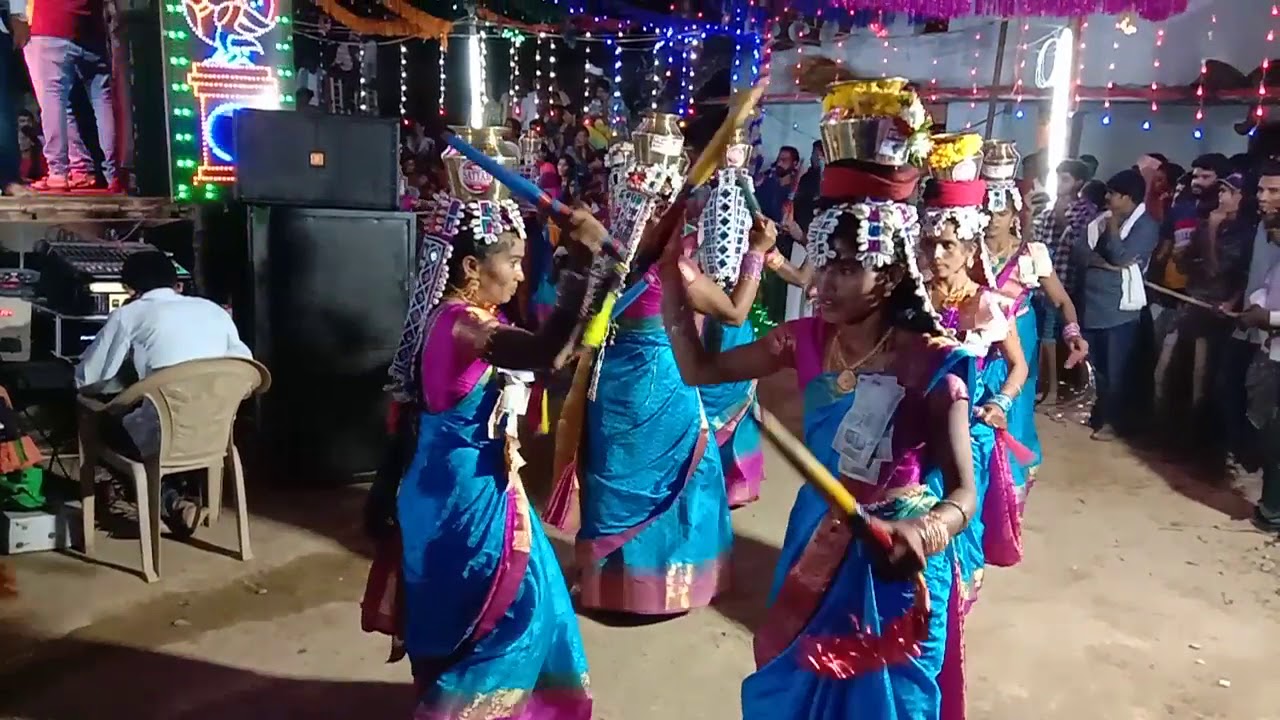 Shivaji kolatam Balaji thanda molkacharla