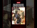 Shah Rukh Khan Visits Lalbaugcha Raja With Gauri And Suhana Khan
