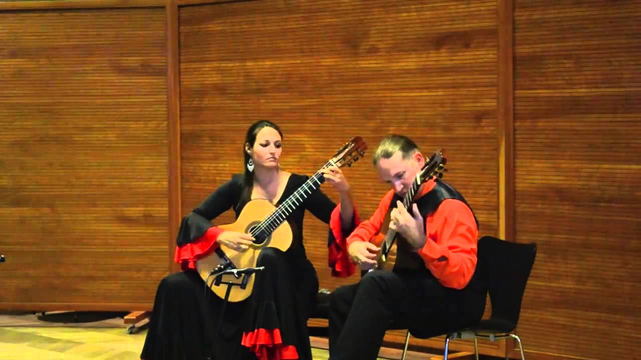 Anabel Montesinos & Marco Tamayo  She is leaving home  LIVE Beatles arr  L  Brouwer