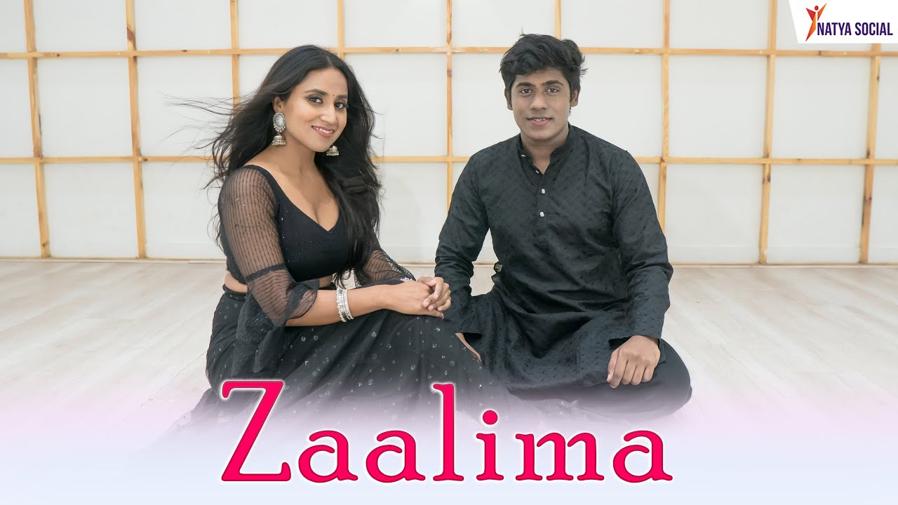 Zaalima Dance Cover | SRK | Sitting Choreography | Natya Social