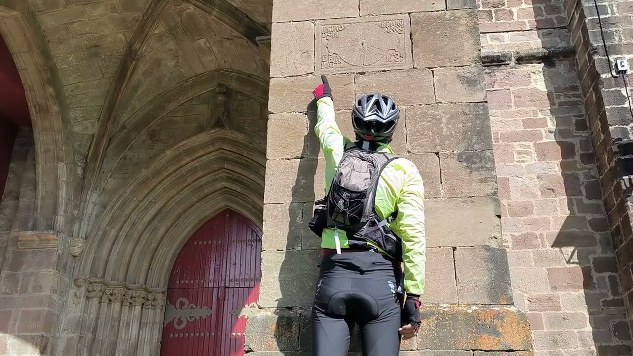 Salinas de Ibargoiti y su Iglesia de San Miguel, Navarra