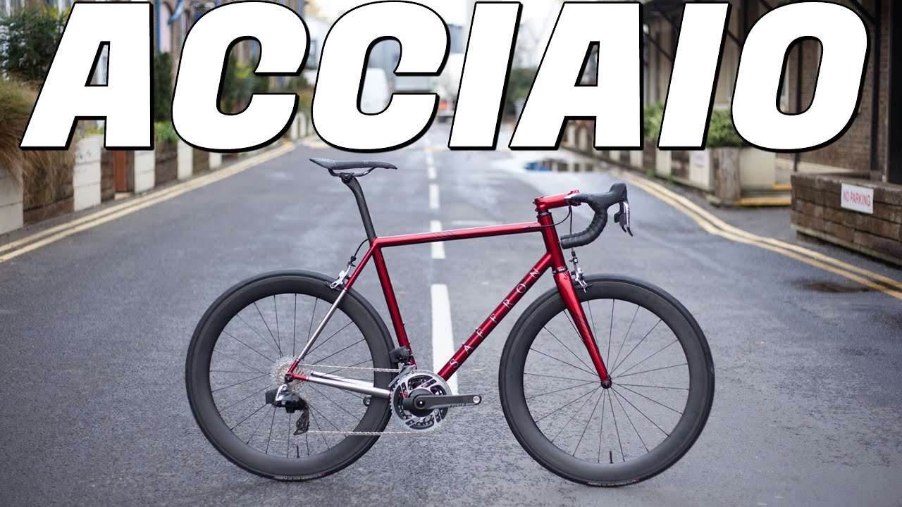 Ciclisti con Bici in Acciaio - YouTube