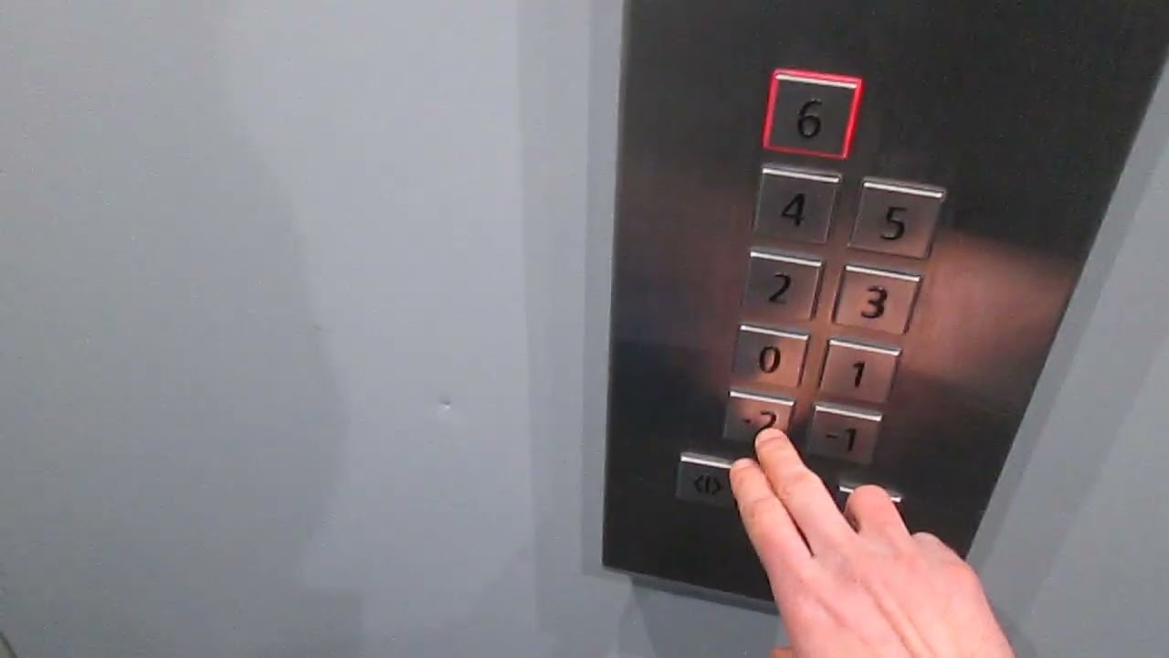 Lift Schindler @ Via Antonio Fusoni 7, Lugano Switzerland