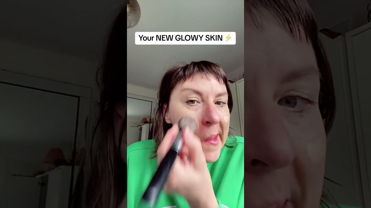 Achieve Glowy Skin with This Must-Have! 