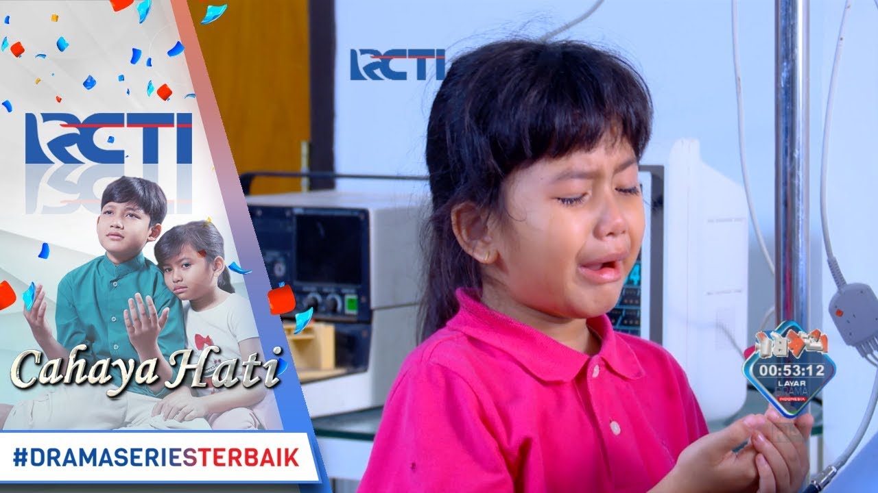 CAHAYA HATI - Azizah Mendoakan Pak Aryo Agar Cepat Siuman [9 September 2017]