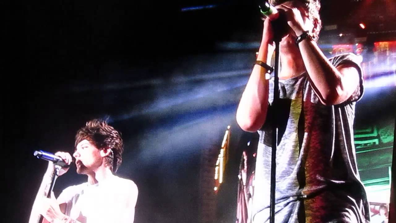 One Direction - Right Now - WWA Tampa 10.03.14