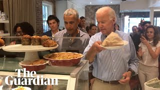 Obama and Biden make surprise visit to DC bakery