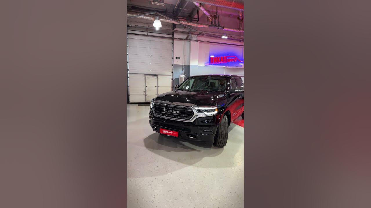 Ram центр. Dodge ram 1500 2020. Машина рам с человеком. Dodge ram trx 2023. Ram trx 2023.