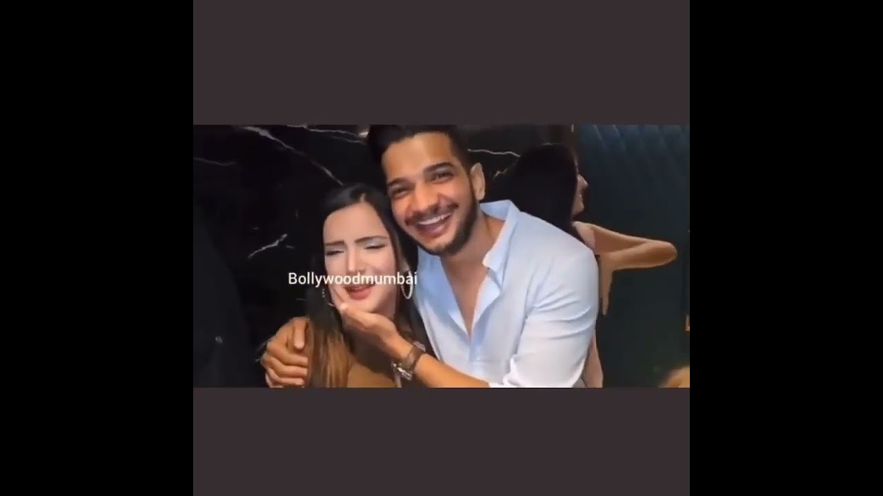 Munawar and azma in dhakad screening || Munawar faruqui || Azma fallah