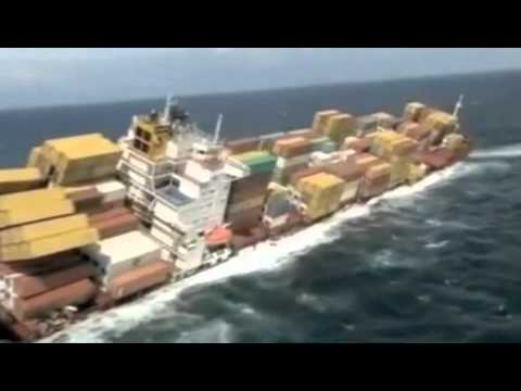 Video Footage of the Container Ship Rena