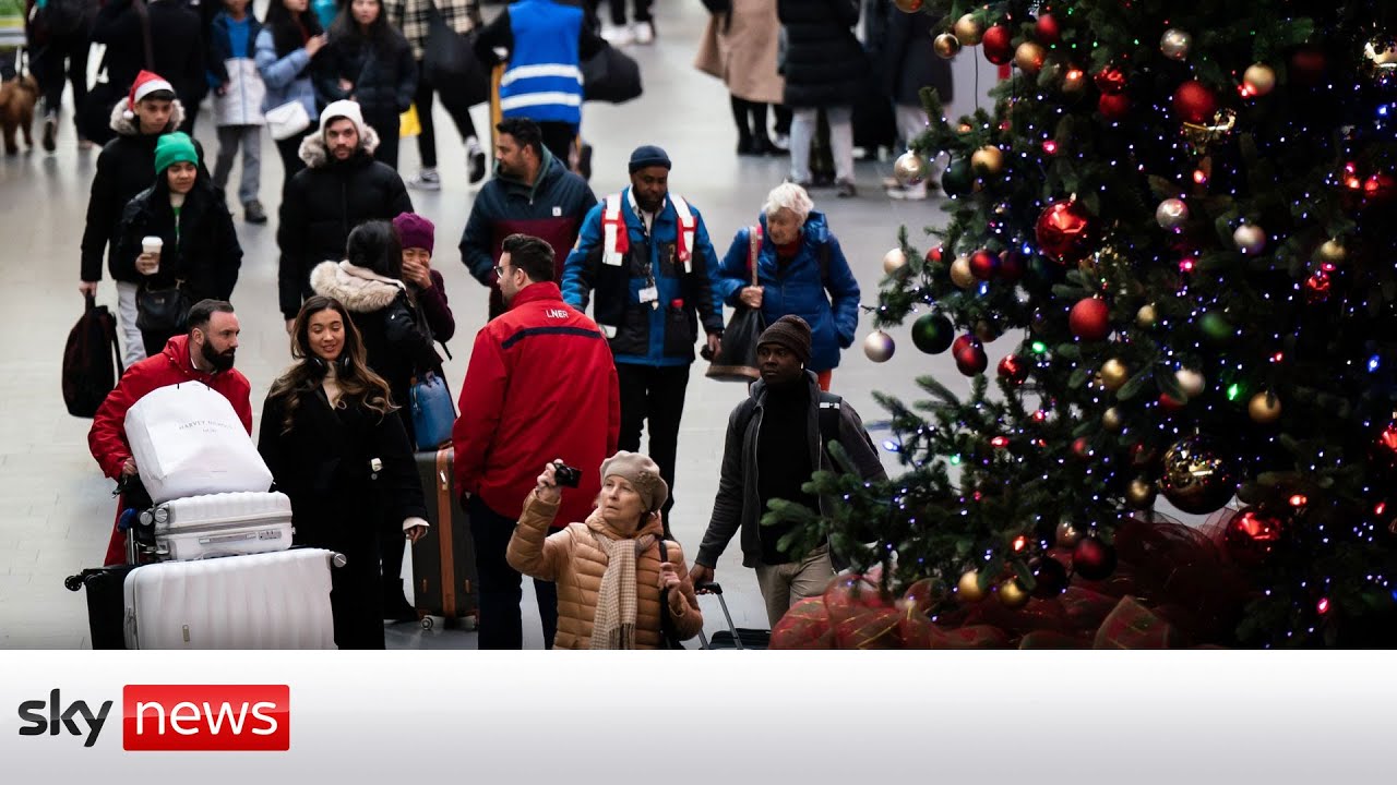 Train strikes disrupt Christmas travellers - YouTube