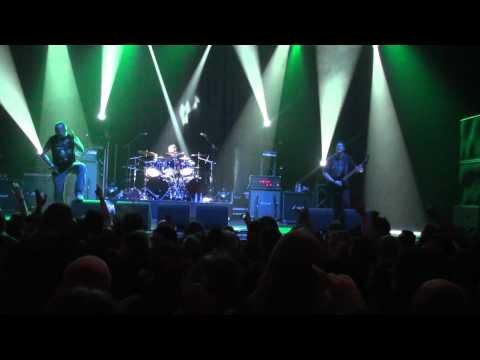 Suffocation - Pierced From Within LIVE ( Neurotic Deathfest 2012 )