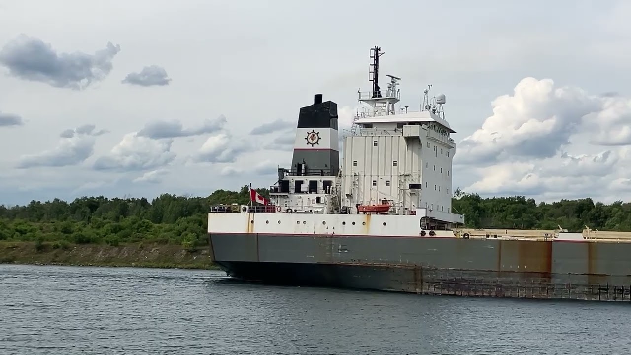 Island @ Green 47. Down bound traffic. Water displacement.