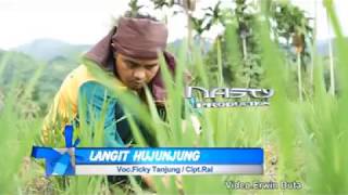 Ficky Tanjung-Langit Hujunjung (Official Music Video) Tapsel Madina Baru