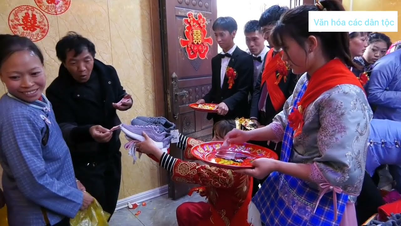 Lượn nùng. lượn nàng ơi. trong đám cưới cưới dân tộc ở Trung Quốc.p9