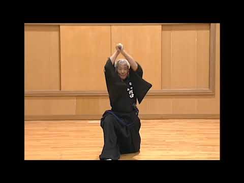 居合の研究夢想神伝流 上(初伝・中伝) 居合の研究夢想神伝流 上 | 松峯 達男 |本 | 通販 | Amazon